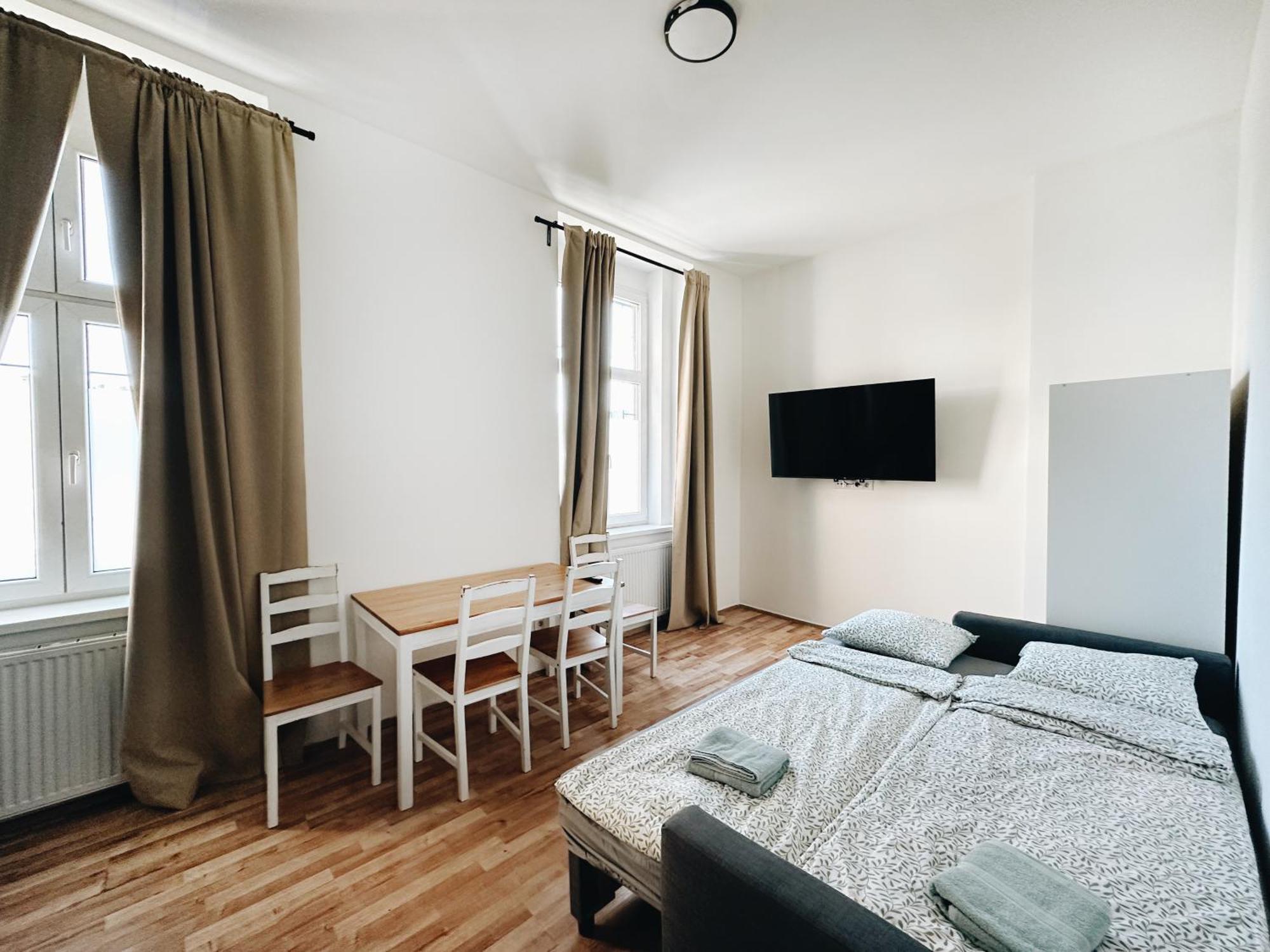 Crimson Charm Appartement Praag Buitenkant foto